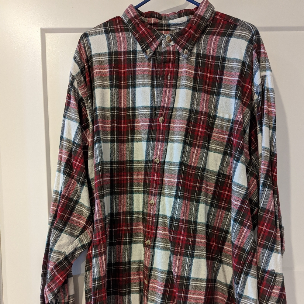 Men's button shirt